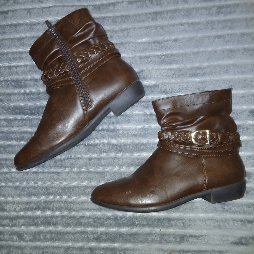 Comfortview Brown Ankle Booties with Buckle Straps